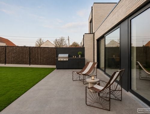                                         Maison à vendre à Kaster, € 398.000
