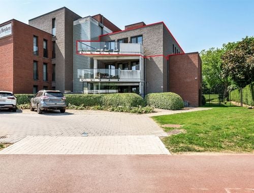                                         Serviceflat à vendre à Kontich, € 255.000
