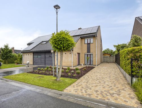                                         Eengezinswoning te koop in Torhout, € 379.000

