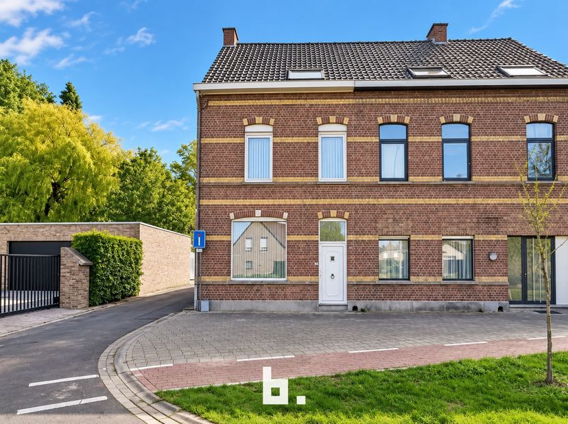 Huis te koop in Blekerijstraat 205,
                    8870 Izegem