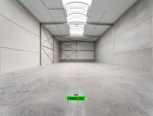                                         Bedrijfsgebouw te koop in Uitkerke, € 431.280
