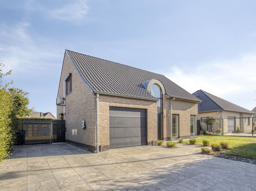 Huis te koop in Pierre Jacques Vranckenstraat 14,
                    9160 Lokeren