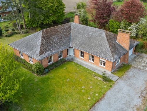                                         Villa te koop in Mons, € 448.000
