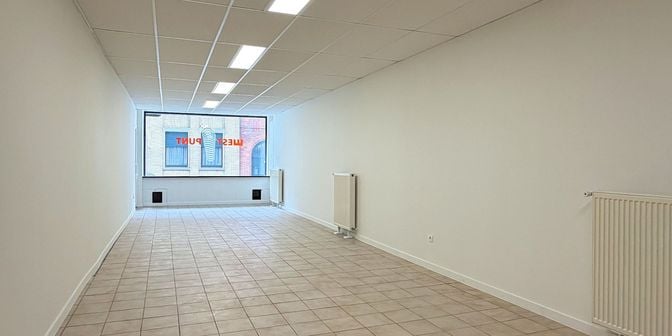 Bedrijfsvastgoed te huur in Dorpsstraat 87 bus 1, 8300 Westkapelle
