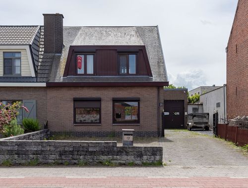                                         Woning te koop in Melsele, € 425.000
