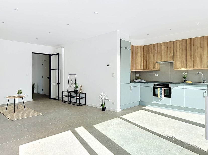 Appartement te koop in Stijn Streuvelslaan 3,
                    2630 Aartselaar