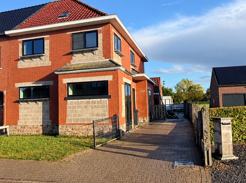 Maison à vendre à Augusta Marcouxstraat 4,
                    1570 Tollembeek