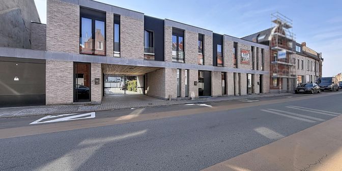 Huis te koop in Hugo Verriestlaan 98 - 98A -100 - 100A, 8500 Kortrijk