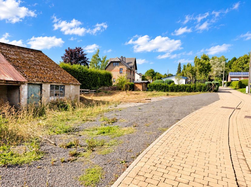 Terrain à vendre à Avenue Noël enface16 b,
                    6670 Limerlé