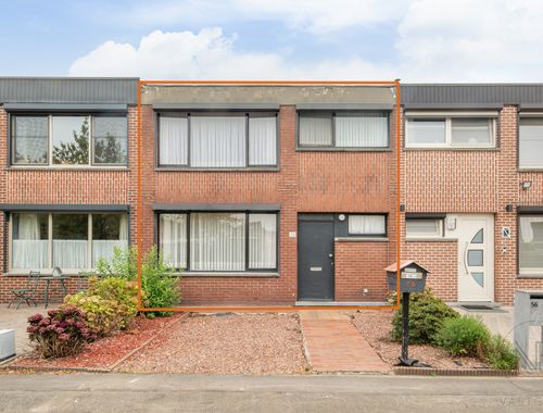                                         Eengezinswoning te koop in Genk, € 215.000
