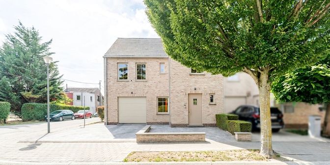 Huis te koop in Petrus de Broestraat 22, 9030 Mariakerke