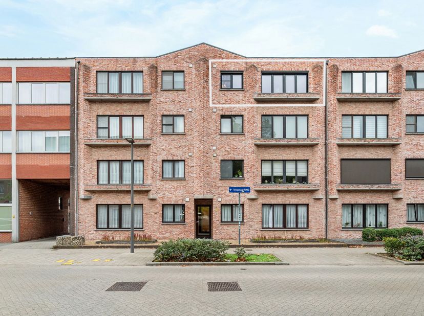 Appartement te koop in Lokerenstraat 104 bus 5,
                    2300 Turnhout