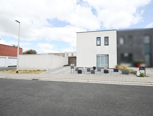                                         Maison à louer à Kortemark, € 1.000
