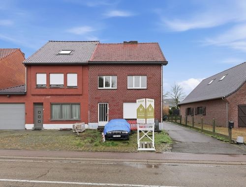                                         Maison à vendre à Sint-Truiden, € 209.000
