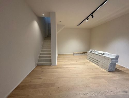                                         Usage mixte à louer à Antwerpen, € 2.700
