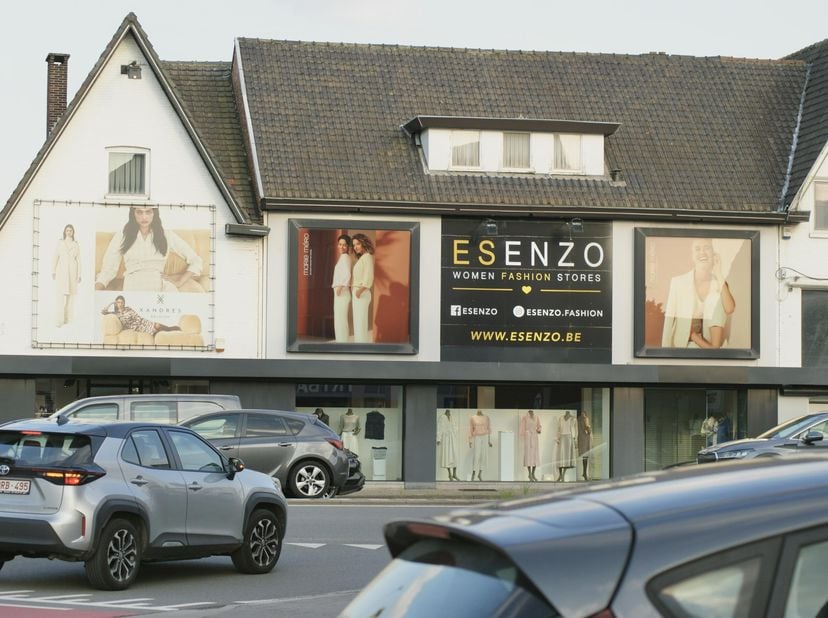 Bedrijfsvastgoed te koop in Kempische steenweg 181,
                    3500 Hasselt