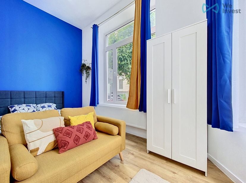 Tel : 0456 79 45 19 / E-mail : sophia.vanhove@weinvest.be<br />
We Invest a le plaisir de vous proposer, en exclusivité, ce charmant studio meublé, pr