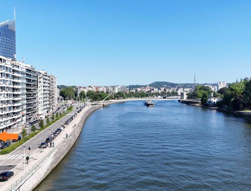                                         Kantoor te koop in Liège, € 195.000
