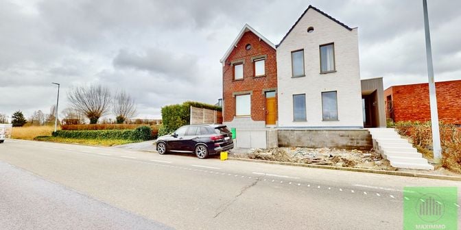Huis te huur in Dronckaertstraat 358, 8930 Lauwe
