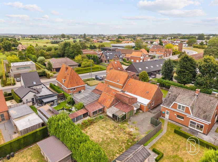 Huis te koop in Breestraat 54,
                    8540 Deerlijk