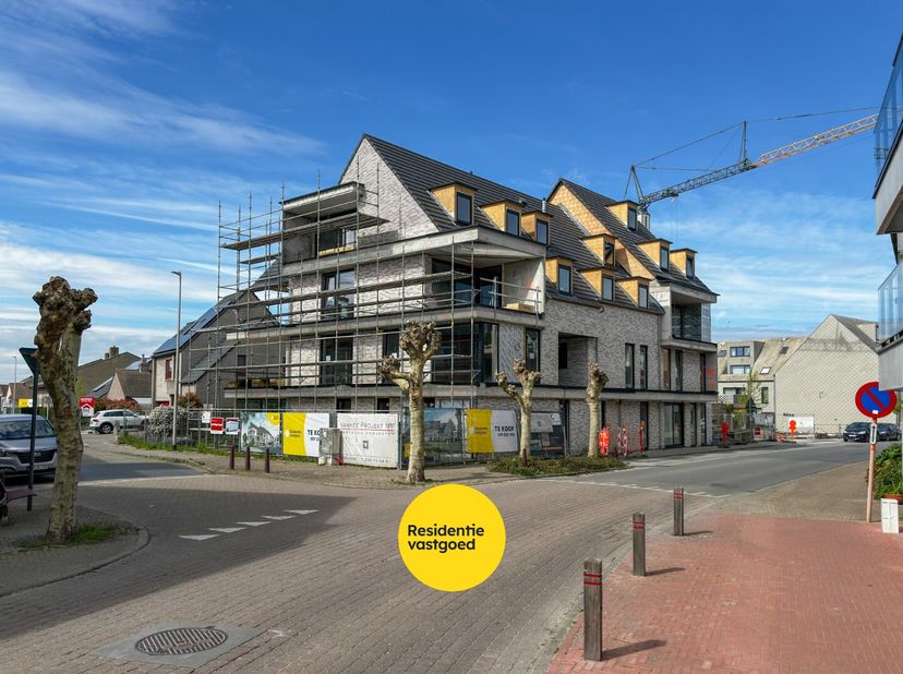 Garage te koop
                    in 8460 Oudenburg