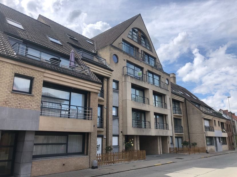 Appartement te koop in Vijfwegenstraat 218 bus 5,
                    8800 Roeselare