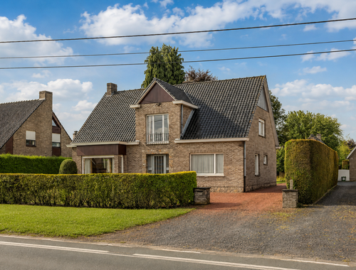                                         Villa te koop in Sint-Martens-Leerne, € 485.000
