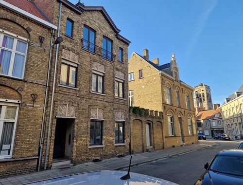                                        Appartement te huur in Veurne, € 850

