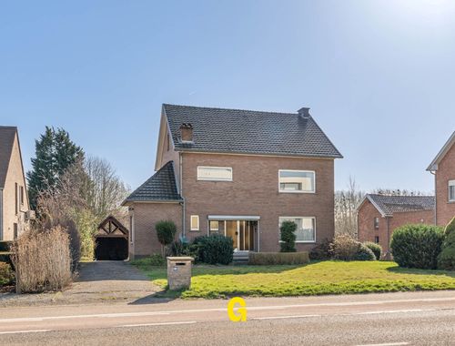                                         Maison à vendre à Hoeselt, € 289.000
