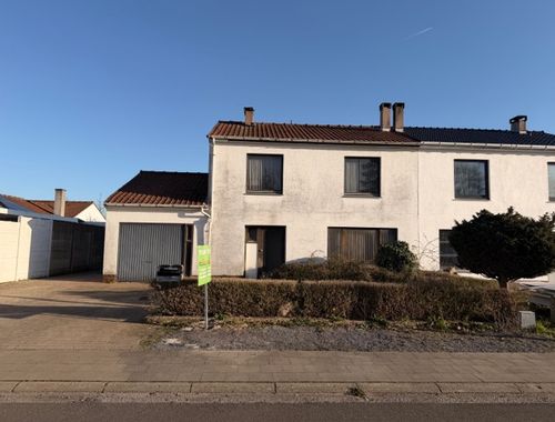                                         Maison à vendre à Koersel, € 175.000
