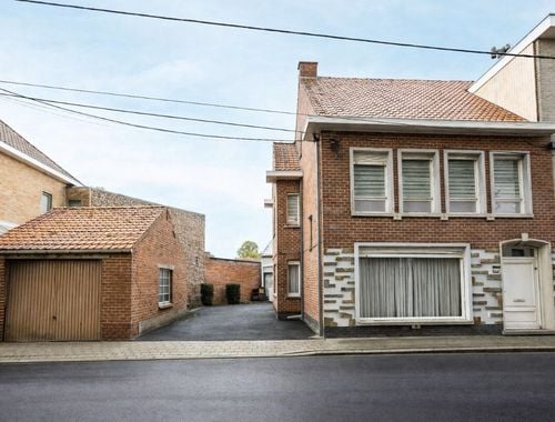                                         Maison unifamiliale à vendre à Hulste, € 219.000
