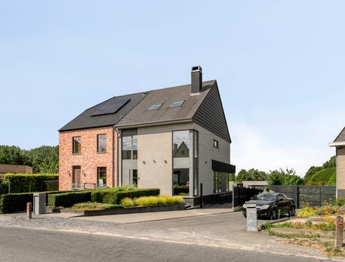                                         Woning te koop in Oordegem, € 535.000
