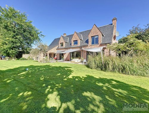                                         Woning te koop in Sint-Genesius-Rode, € 1.590.000
