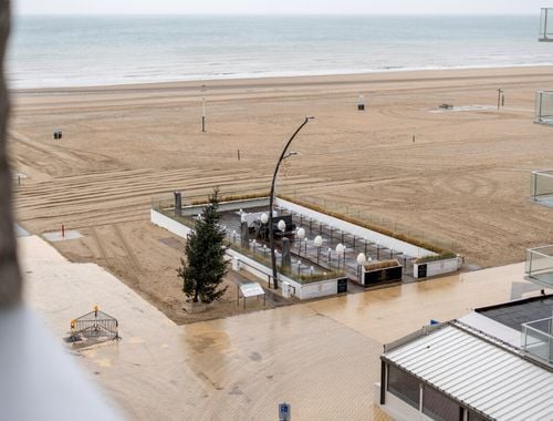                                         Studio avec coin lit à louer à De Panne, € 750
