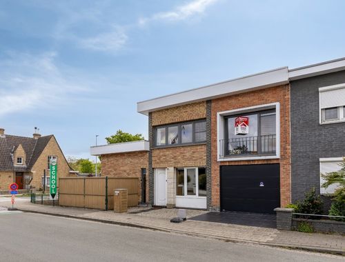                                         Eengezinswoning te koop in Sint-Michiels, € 525.000
