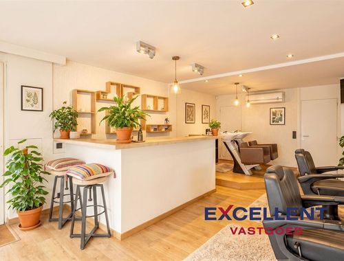                                         Handelspand met woonst te koop in Deinze, € 219.000

