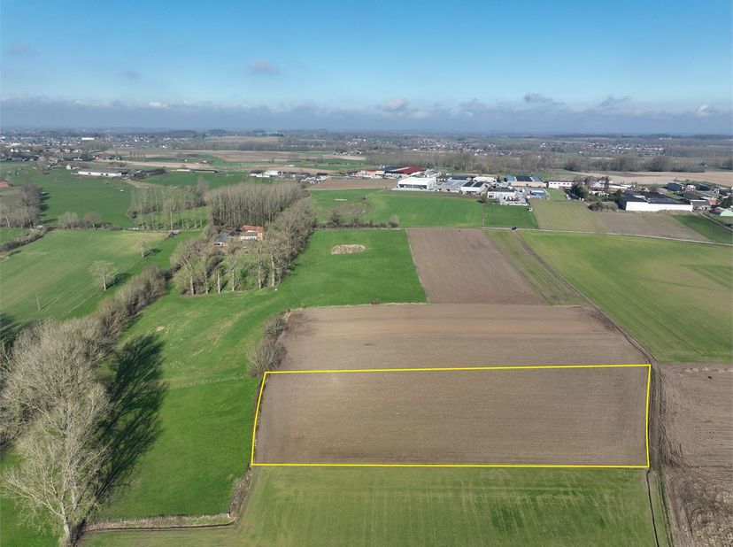 Terrain à vendre
                    à 9550 Herzele