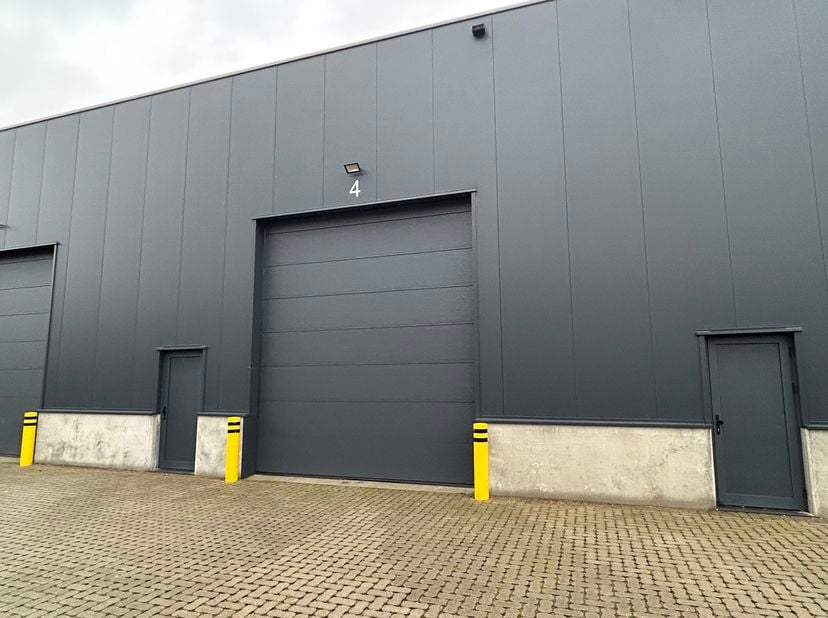 Ben jij op zoek naar een nieuwbouw industriehal in de regio van Genk? Dan hebben wij gevonden wat jij zoekt!<br />
ByAtti bedrijvencentrum is een nieu