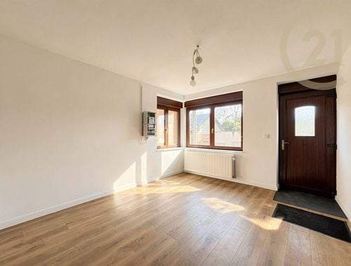                                         Woning te koop in Auvelais, € 239.000
