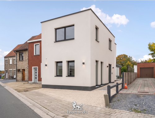                                         Woning te koop in Waregem, € 485.000

