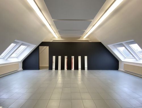                                        Kantoorruimte te huur in Sint-Denijs-Westrem, € 1.000

