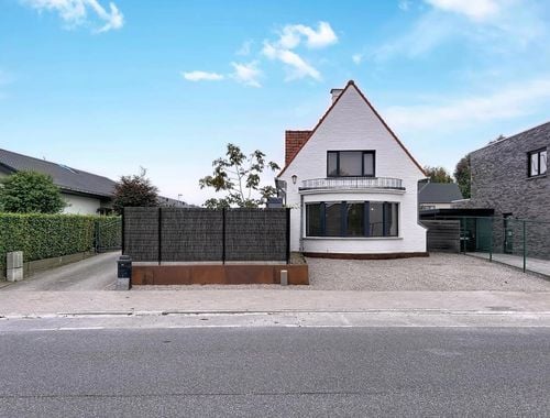                                         Woning te koop in Izegem, € 415.000
