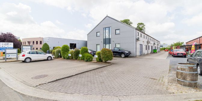 Bien professionnel à louer à Rue de la Maîtrise 5 boîte B, 1400 Nivelles