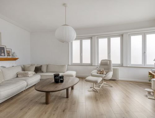                                         Triplex te koop in Ukkel, € 399.000
