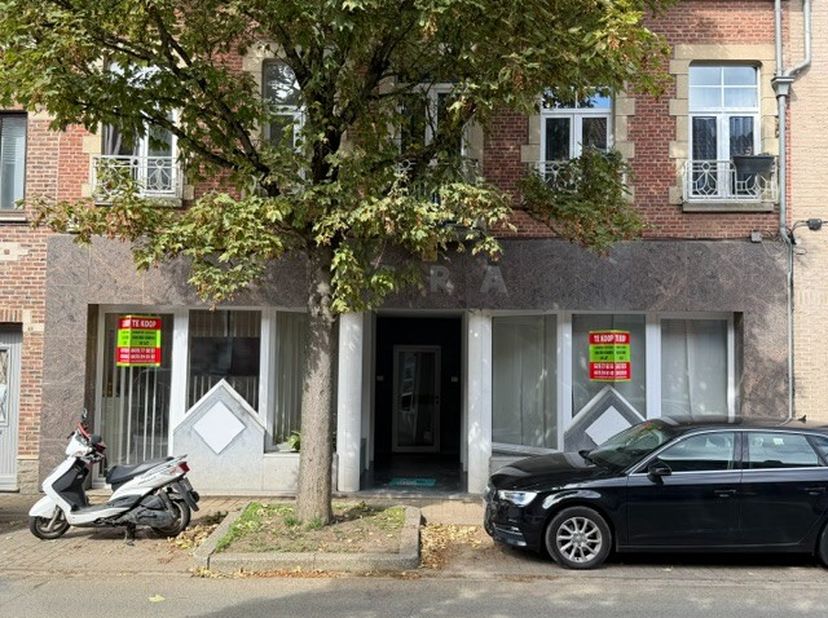 Bien professionnel à vendre à Leuvensesteenweg 45 boîte 2,
                    3200 Aarschot