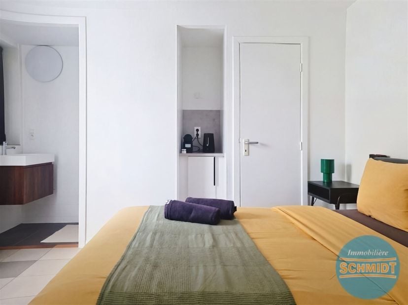 IMMOSCHMIDT (Réf. 29661) - ETTERBEEK (Quartier Montgomery - Mérode) - Très beau kot **étudiant** MEUBLÉ de 13m² LIBRE IMMEDIATEMENT se composant d'une