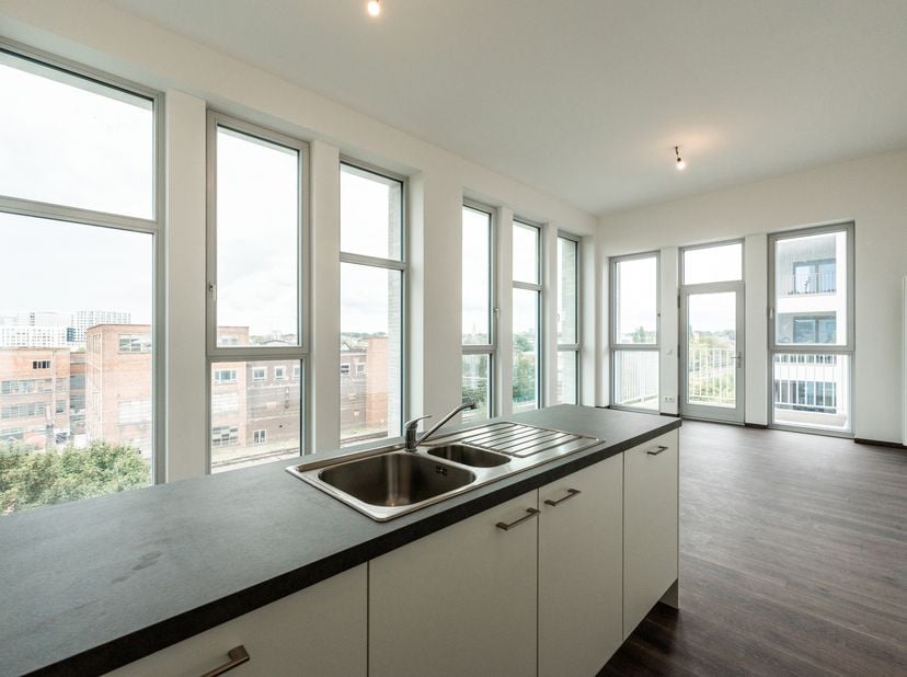 Appartement te koop in Rue des Marchandises bus J5.1,
                    1070 Anderlecht