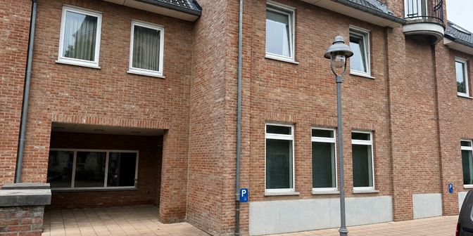 Bedrijfsvastgoed te huur in Kerkplein 2 bus 1, 3690 Zutendaal