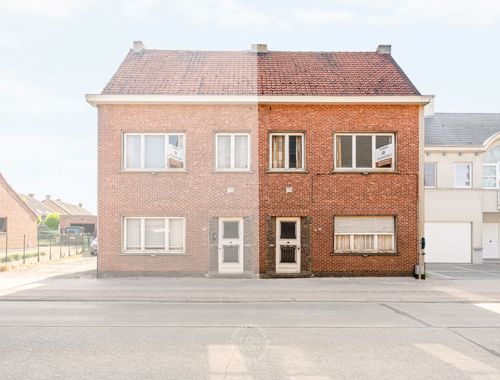                                         Maison à vendre à Waasmunster, € 195.000
