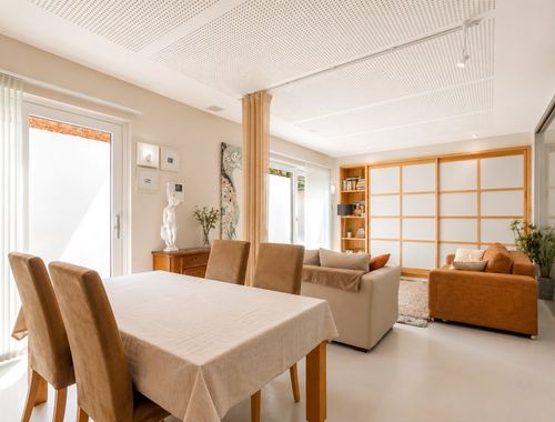                                         Appartement te koop in Oostrozebeke, € 229.000

